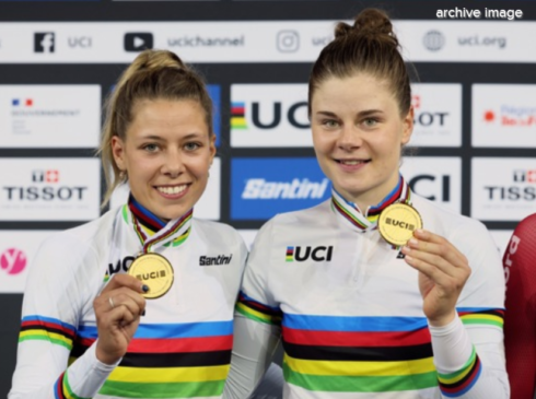 2022-10-16 00:00:00 - Kopecky en Bossuyt pakken goud: "Vreugde na immense verwarring"