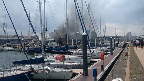 2020-08-17 00:00:00 - Motorboot brandt uit in Oostende