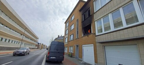 2023-04-26 00:00:00 - Voorbijganger Nico redt twee bewoners uit brand in Oostende