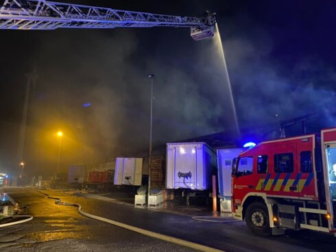 2022-08-26 00:00:00 - Uitslaande brand in metaalbedrijf in Ieper
