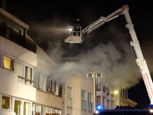 2016-09-27 00:00:00 - Uitslaande appartementsbrand in Veurne