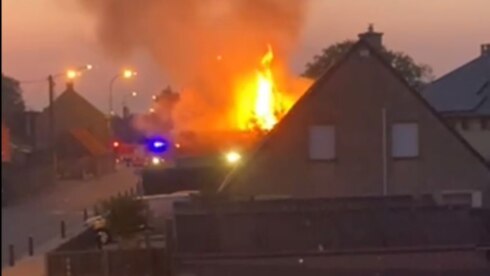 2023-06-05 00:00:00 - Brand legt schuurtje in de as op Belgiek Deerlijk