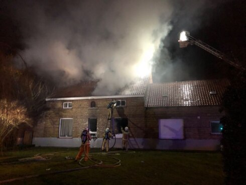 2018-01-18 00:00:00 - Huis uitgebrand na blikseminslag