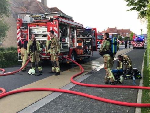 2018-05-08 00:00:00 - Brand vernielt schuur in Sijsele