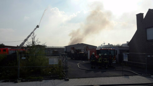 2016-09-21 00:00:00 - Brand breekt uit in metaalbedrijf Izegem