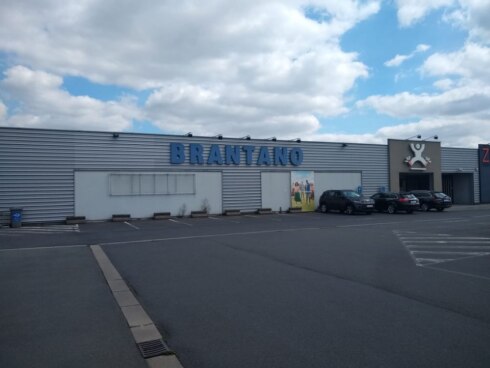 2020-07-29 00:00:00 - Spontane staking in verschillende Brantano-winkels
