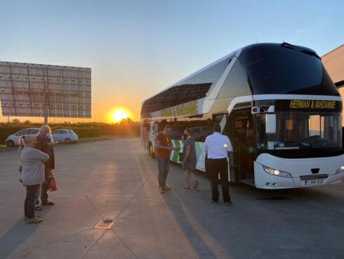 2020-09-04 00:00:00 - Busbedrijf haalt reizigers uit Spanje op