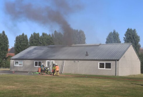 2018-07-02 00:00:00 - Chirolokalen Harelbeke beschadigd door brand