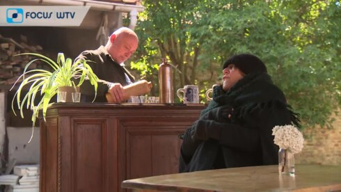 2019-04-20 00:00:00 - Kroegentocht en koers tijdens Historisch Veurne 2019