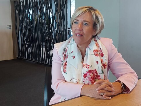2022-05-31 00:00:00 - Amerikanen tellen miljarden neer voor House of HR