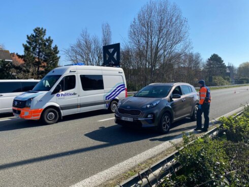 2020-03-26 00:00:00 - Politie controleert, meer duidelijke regels nodig