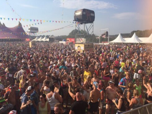 2016-08-28 00:00:00 - Kamping Kitsch succes in Aalbeke