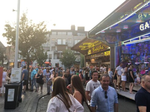 2016-08-28 00:00:00 - Aftellen naar Waregem Koerse