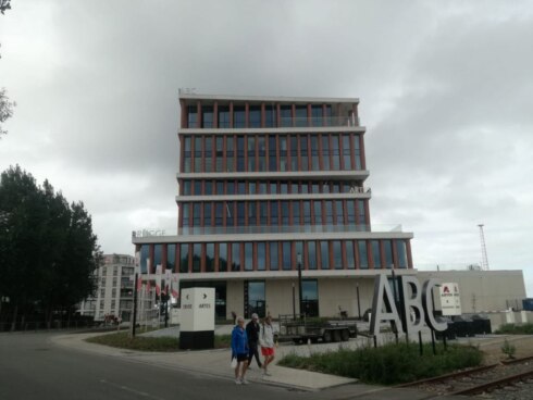 2018-09-06 00:00:00 - Busbedrijf: "Brugse burgemeester belemmert onze activiteiten"