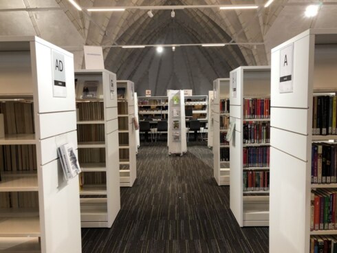 2019-03-30 00:00:00 - Nieuwe bibliotheek in Sint-Laurentiuskerk