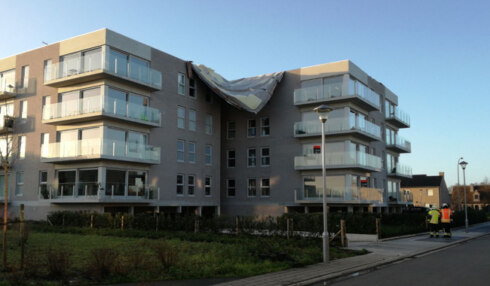2018-01-18 00:00:00 - Schade aan daken in Heule en Torhout