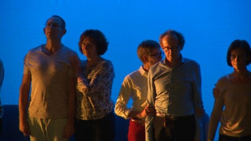 2016-11-28 00:00:00 - Personen met dementie op het podium in Kortrijk