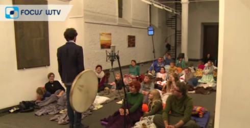 2016-11-06 00:00:00 - Muzikale reis tijdens ligconcert in Vichte