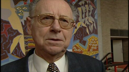 2020-02-28 00:00:00 - Oprichter Kortrijks Vlasmuseum Bert Dewilde (95) overleden