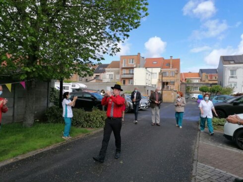 2020-04-30 00:00:00 - Directeur moet afscheid nemen van wzc in volle crisis