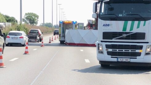 2018-07-25 00:00:00 - Trucker komt om het leven bij zwaar ongeval op E40