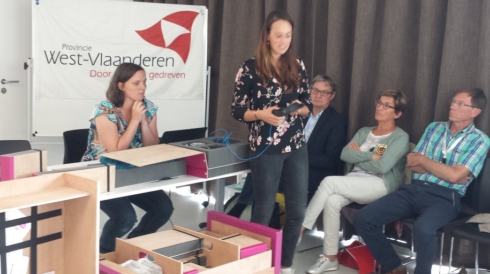 2016-09-21 00:00:00 - D'oede doze helpt ouderen met kwaaltjes beter begrijpen