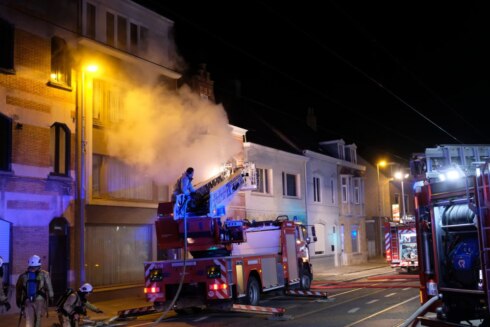 2018-02-26 00:00:00 - Zware brand vernielt huis in Lombardsijde