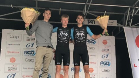 2022-06-19 00:00:00 - Wereldkampioen De Smet wint duatlon Kortrijk