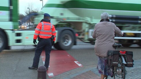 2016-11-17 00:00:00 - Werken zorgen voor verkeersdruk in Dudzele