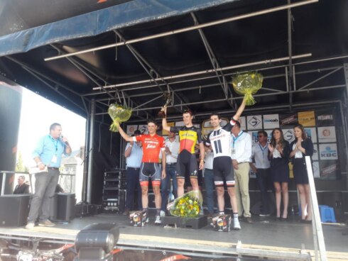 2018-09-02 00:00:00 - Dumoulin en Lampaert blikvangers op Leiedal Koerse