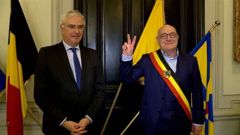 2021-05-11 00:00:00 - Burgemeester Zwevegem test positief