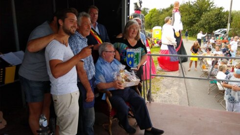 2021-08-16 00:00:00 - Willy en Maria gehuldigd als ereburgers in De Panne