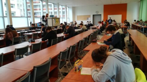 2020-06-05 00:00:00 - Opvallend: Heel wat examens in Klein Seminarie in Roeselare