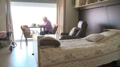 2022-04-11 00:00:00 - Stijgende dagprijzen in woonzorgcentra: "Bewoners moeten aan hun spaargeld zitten"