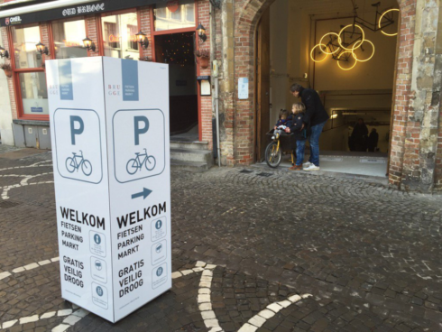 2017-01-28 00:00:00 - Brugge krijgt gloednieuwe fietsparking