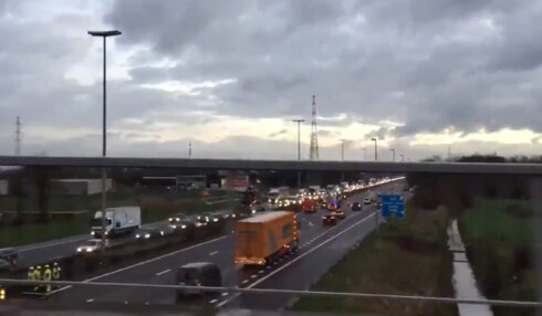2018-01-16 00:00:00 - Kettingbotsing op E17 zorgt voor lange files