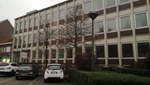 2021-12-30 00:00:00 - Torhout koopt Financiëngebouw en zal het snel slopen