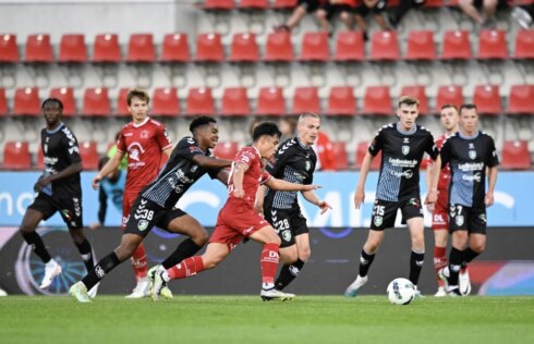 2023-08-13 00:00:00 - Francs Borains zadelt Zulte Waregem meteen met kater op na 1-3 zege