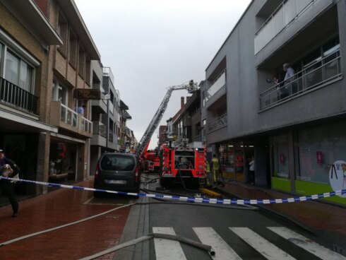 2017-10-29 00:00:00 - Dakbrand in Noordstraat Roeselare