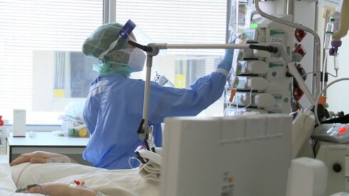 2021-03-23 00:00:00 -  Druk op ziekenhuizen neemt opnieuw sterk toe