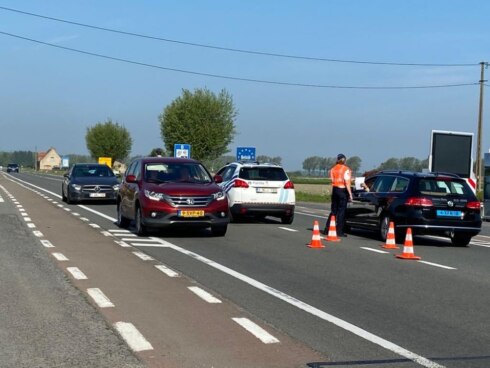 2020-10-16 00:00:00 - Nederland en België roepen op om niet over de grens te reizen
