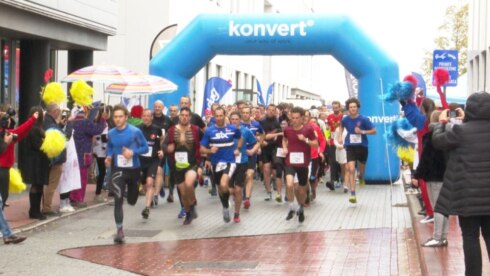 2019-11-03 00:00:00 - Bijna 400 lopers op uitgeregende Halloweenrun