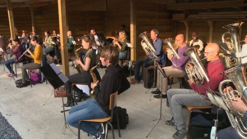 2021-05-29 00:00:00 - Harmonie zorg na 8 maanden stilte voor muziek in Elverdinge