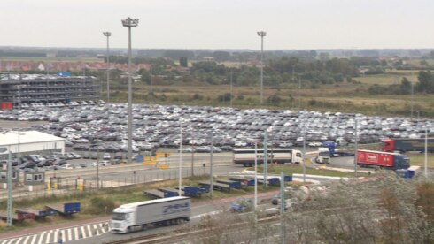 2016-09-29 00:00:00 - Haven zet 150 ha extra in voor autosector