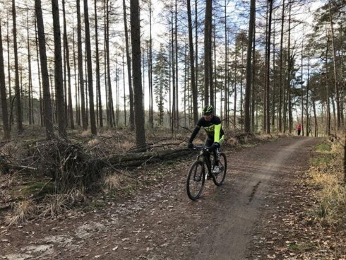 2017-12-10 00:00:00 - 3000 enthousiastelingen mountainbiken in Hertsberge