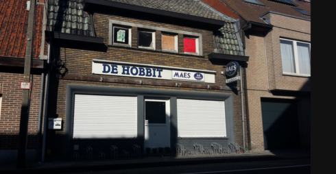 2016-10-31 00:00:00 - Jeugdhuis Hobbit dicht wegens gevaarlijk