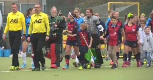 2016-11-13 00:00:00 - Hockey is hot, ook in Brugge