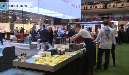 2018-02-19 00:00:00 - Horecabeurs Bredene viert tiende verjaardag