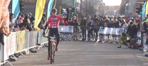 2020-01-19 00:00:00 - Klaas Vantornout wint Coastrace Middelkerke
