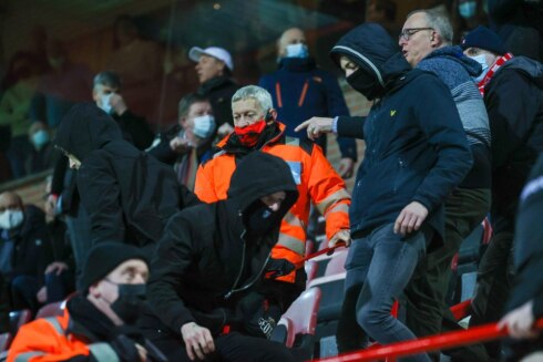2022-04-13 00:00:00 - Stadionverbod en fikse boete voor supporter KVK die steward in ziekenhuis sloeg